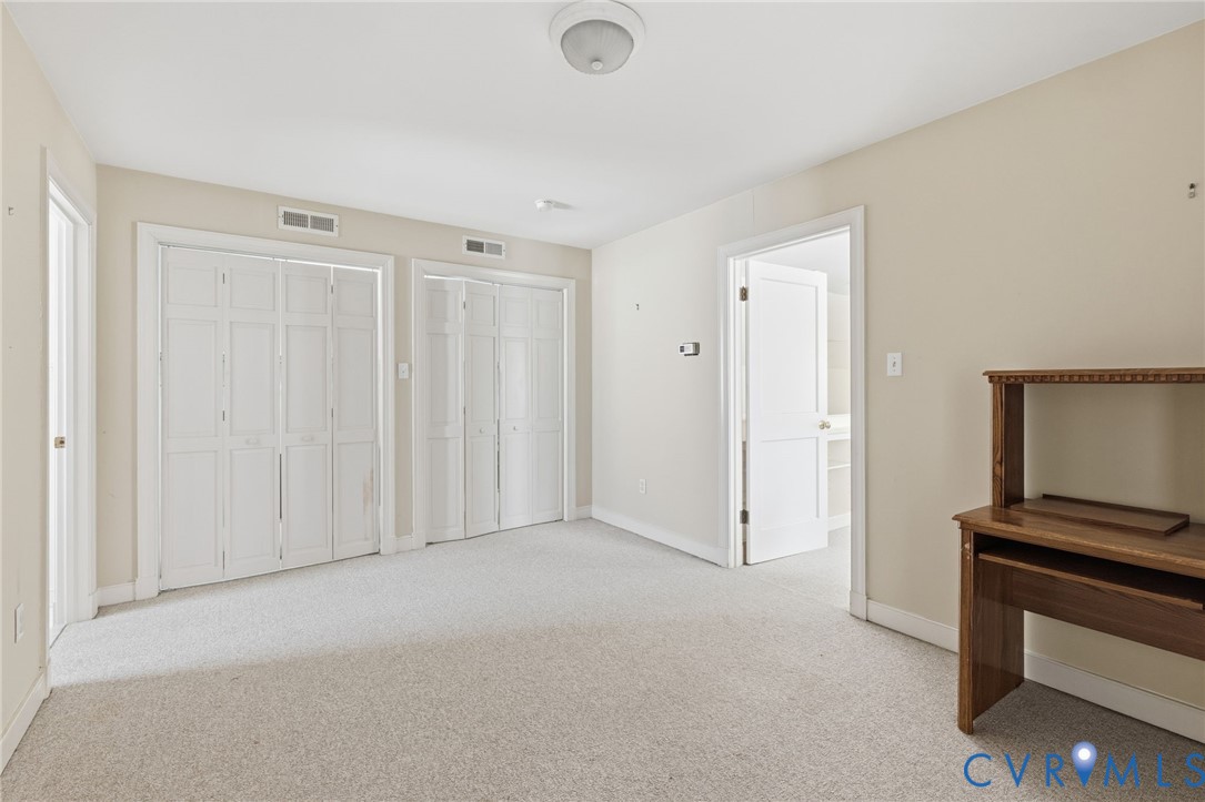 4405 S Willetta Dr
