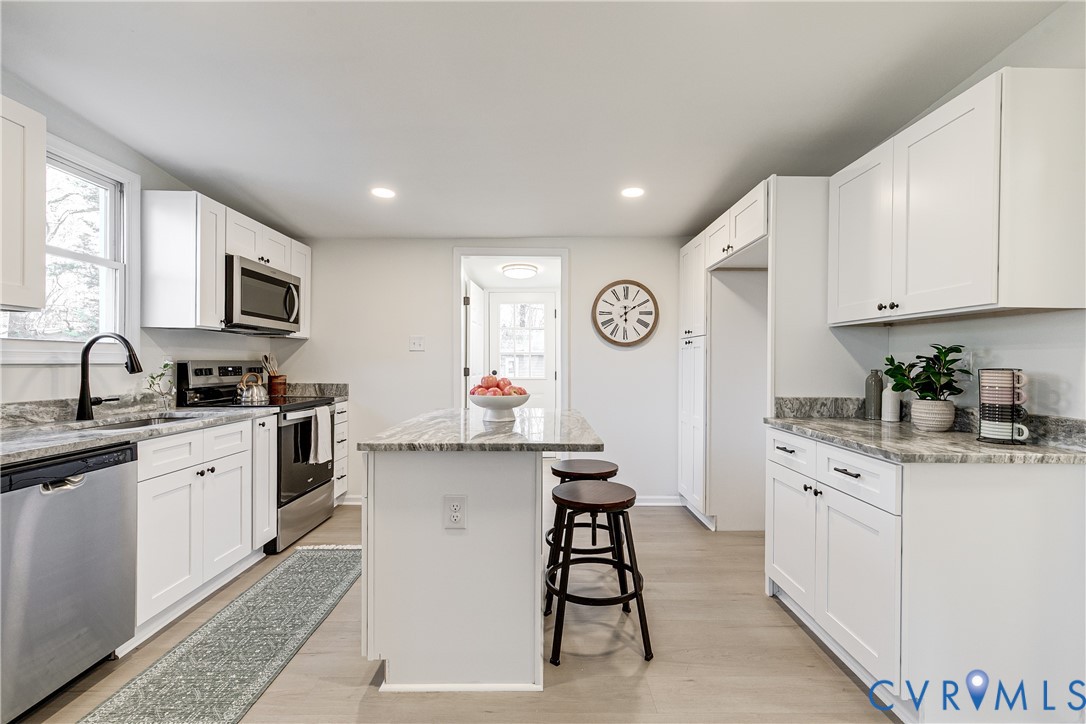 213 N Elm Ave