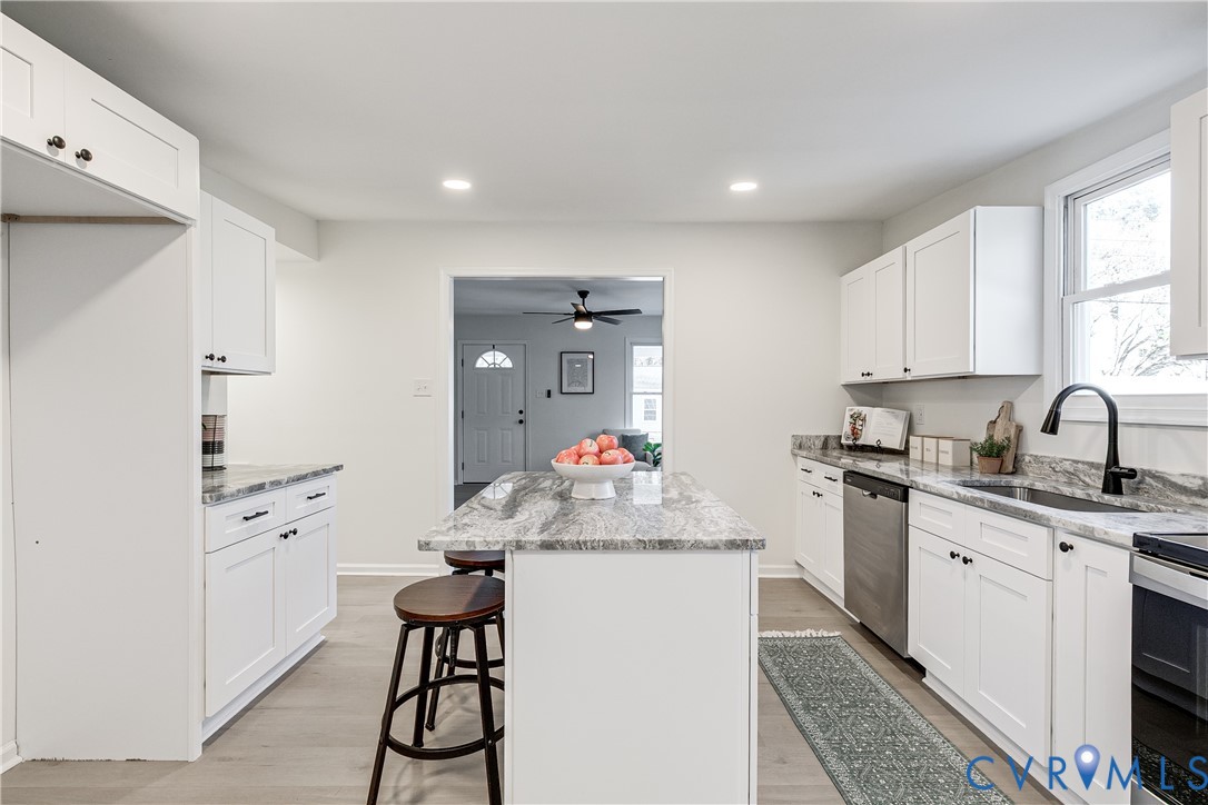 213 N Elm Ave
