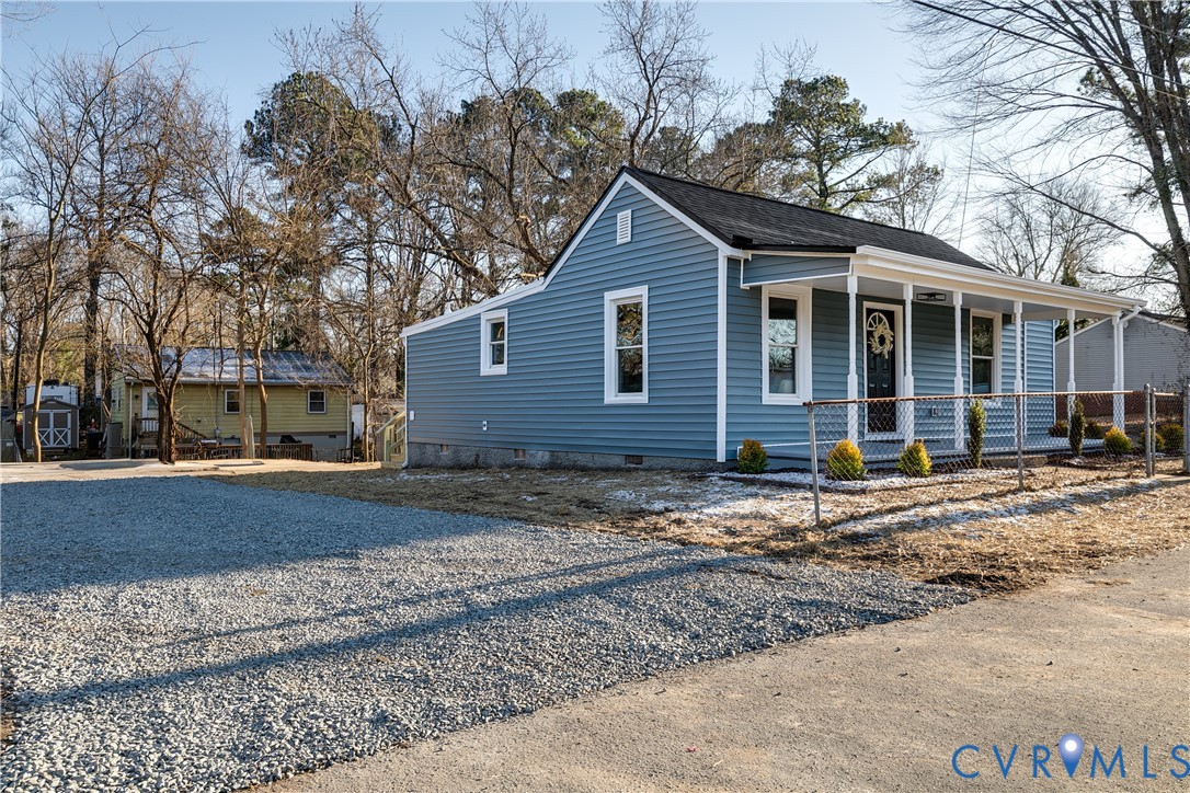 213 N Elm Ave