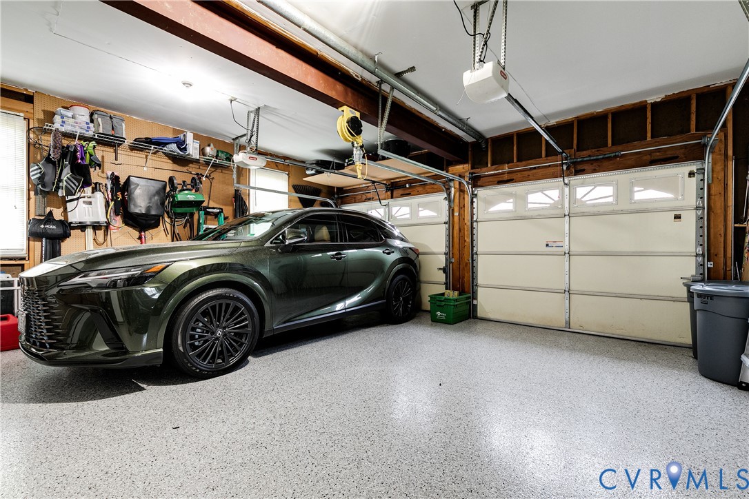 5305 Meadow Chase Ln