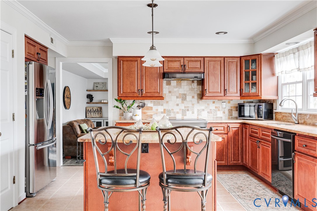 5305 Meadow Chase Ln