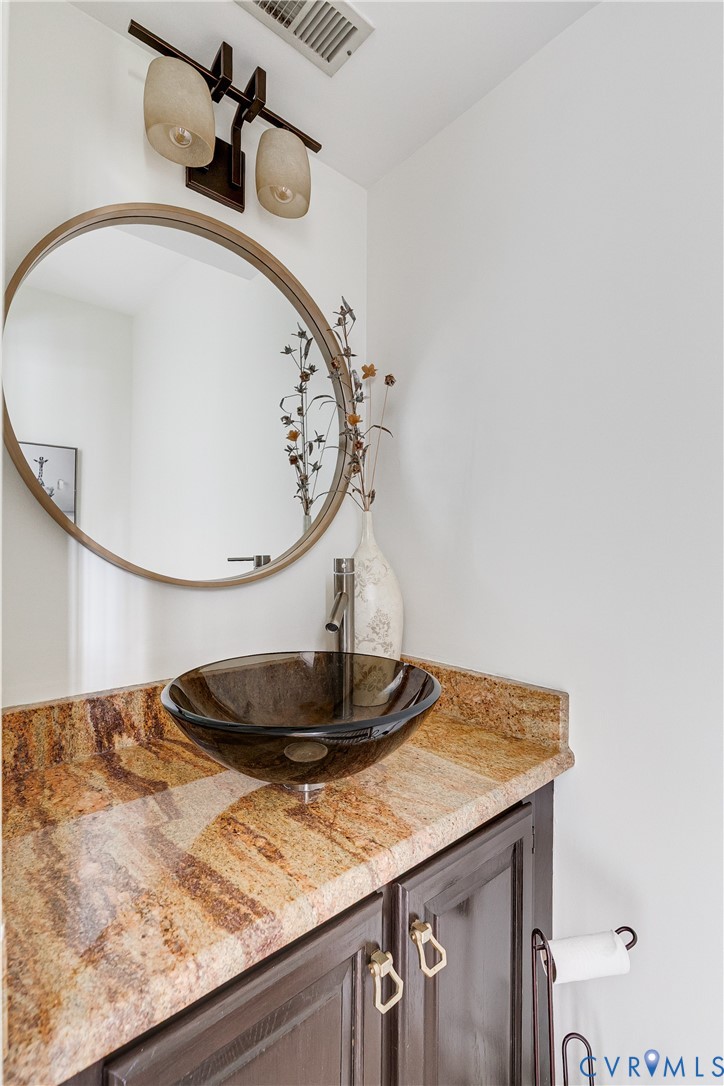 5305 Meadow Chase Ln