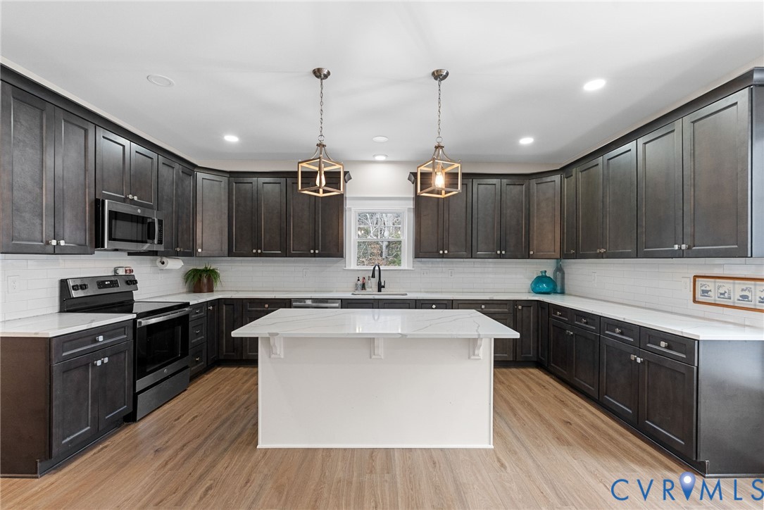 12668 Greenwood Rd