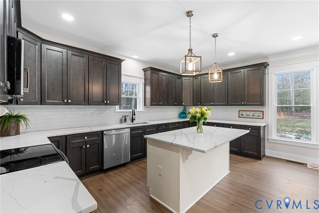 12668 Greenwood Rd