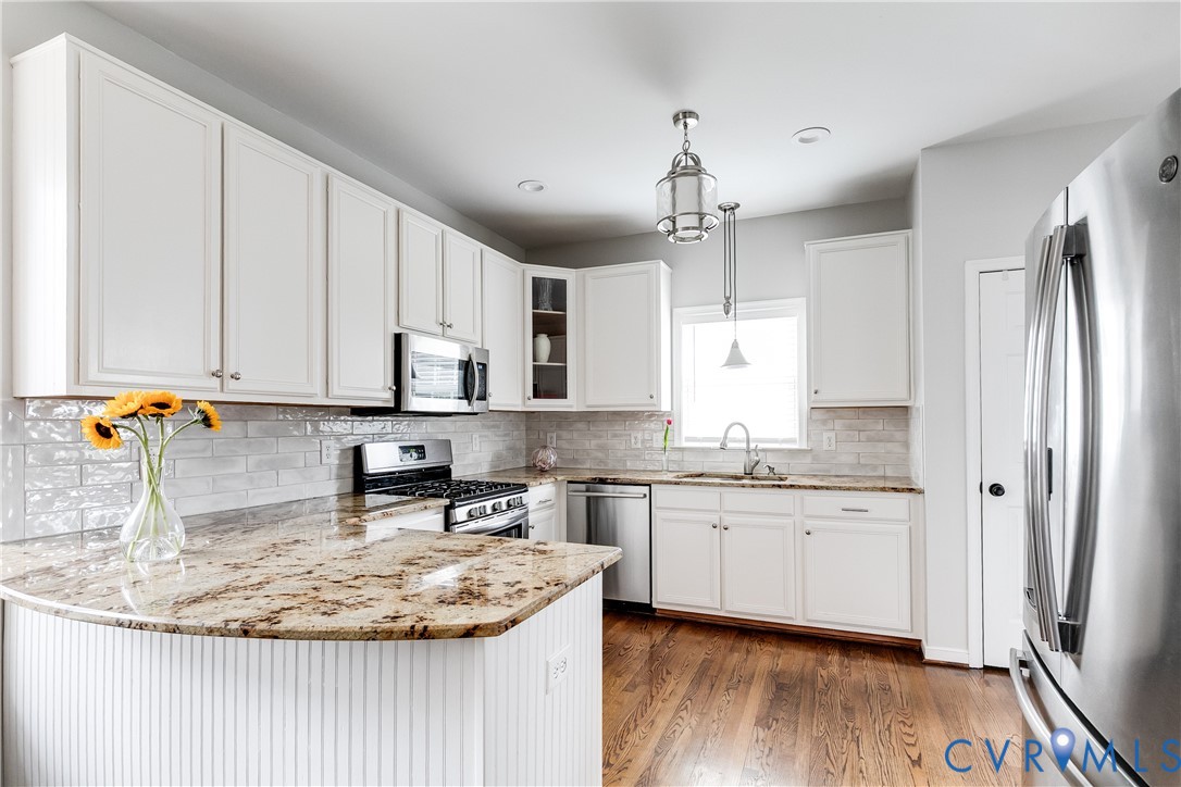 5108 Amberwood Dr