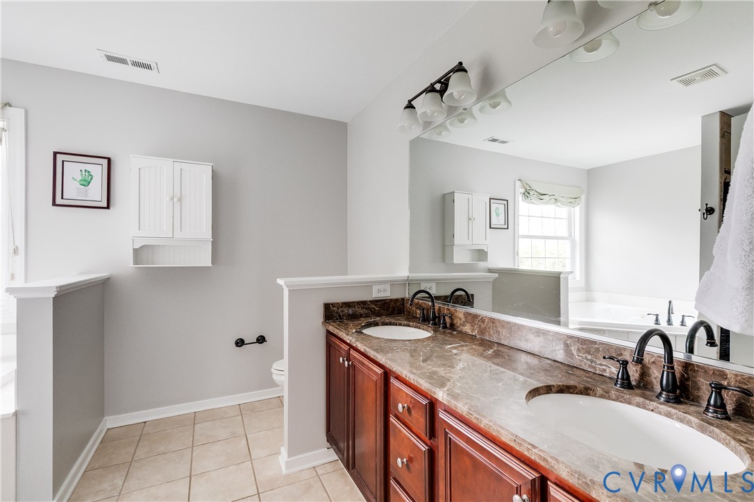 5108 Amberwood Dr
