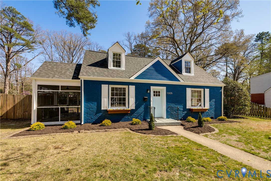 1005 Willow Lawn Dr