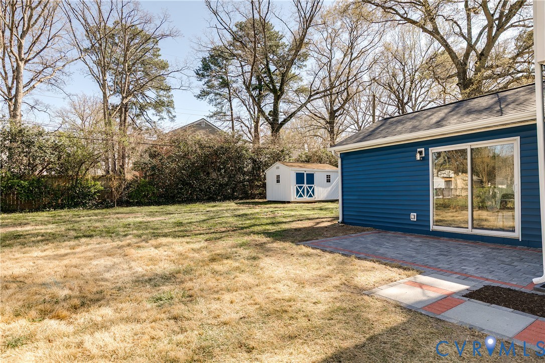 1005 Willow Lawn Dr