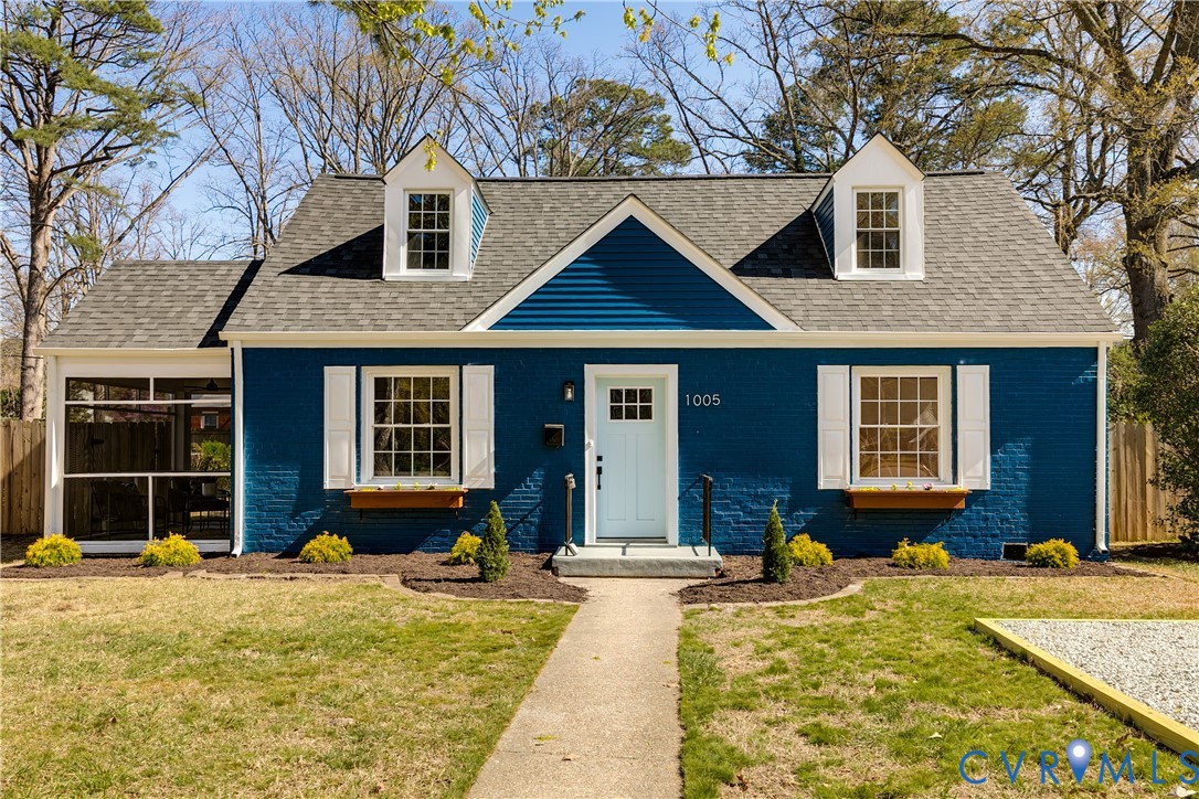 1005 Willow Lawn Dr