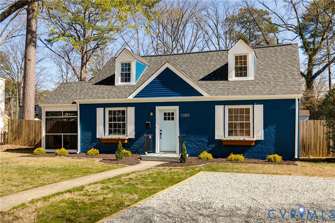 1005 Willow Lawn Dr