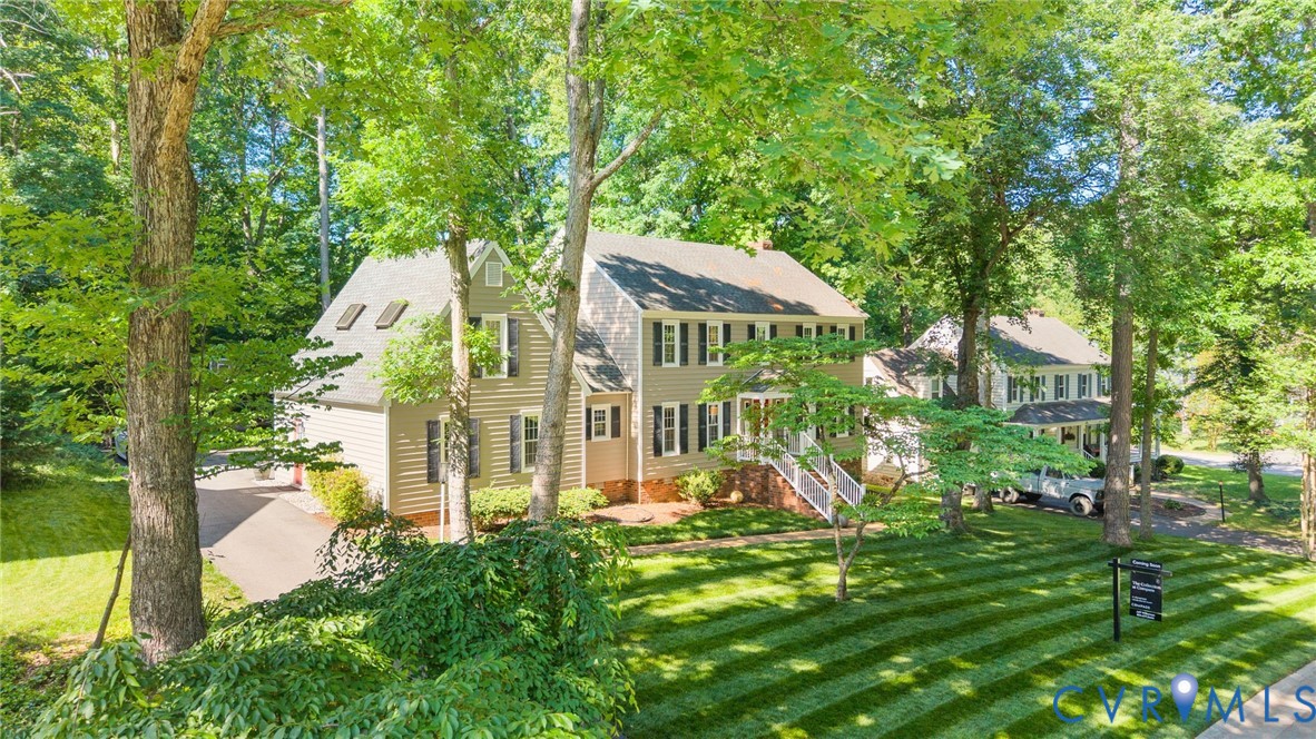 14909 Gates Mill Rd