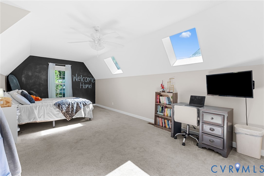 14909 Gates Mill Rd