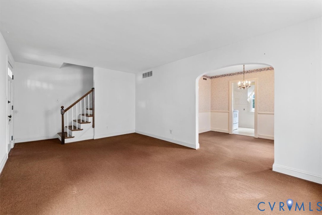909 Granite Ave