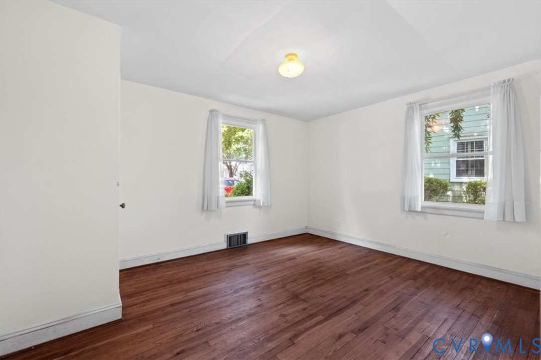 909 Granite Ave