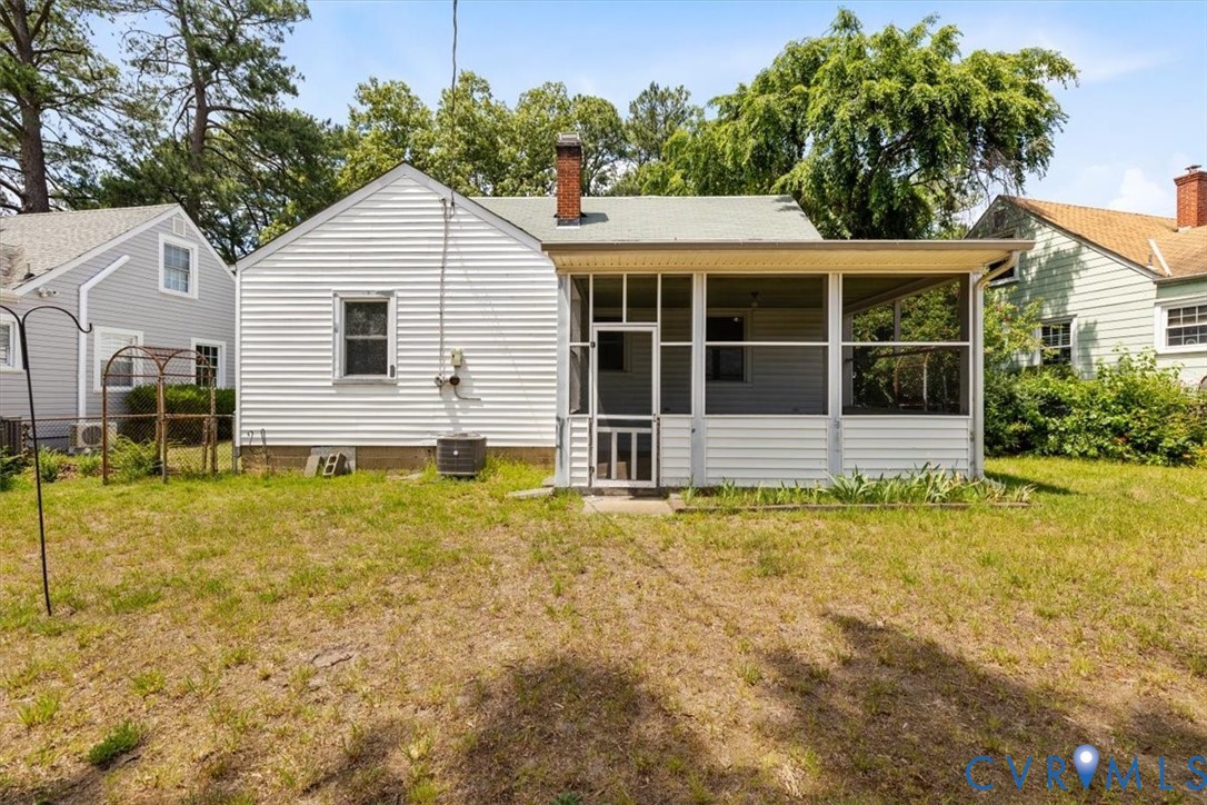 909 Granite Ave