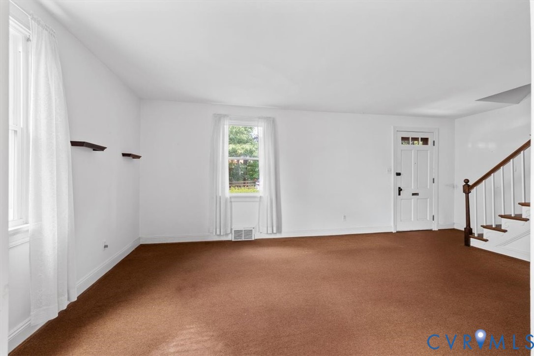 909 Granite Ave