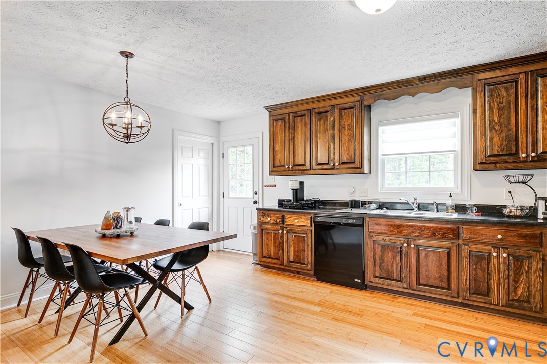 108 Central Crossing Ter