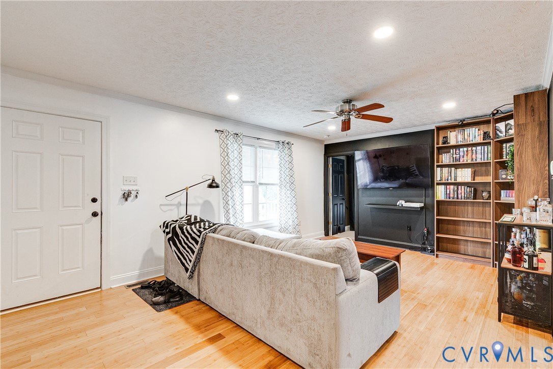 108 Central Crossing Ter