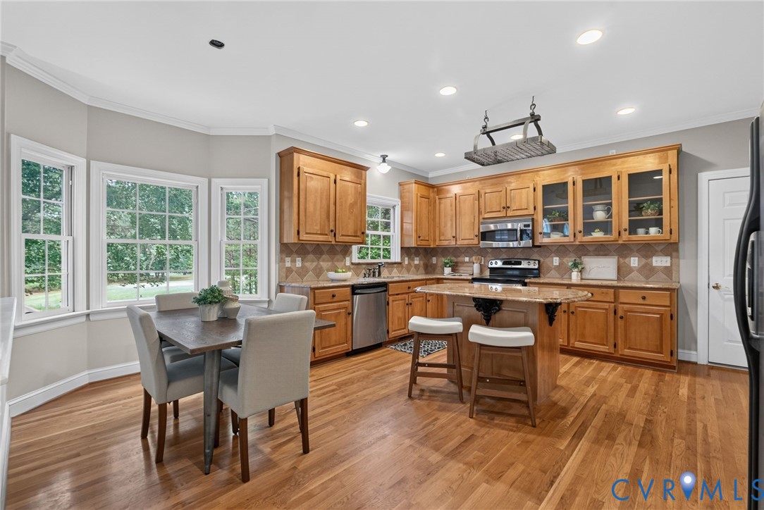 8201 Sidlaw Hills Ter