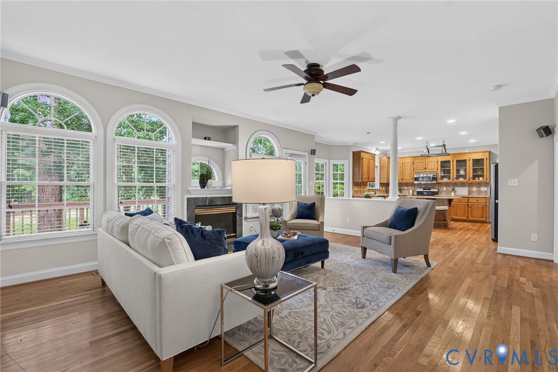 8201 Sidlaw Hills Ter