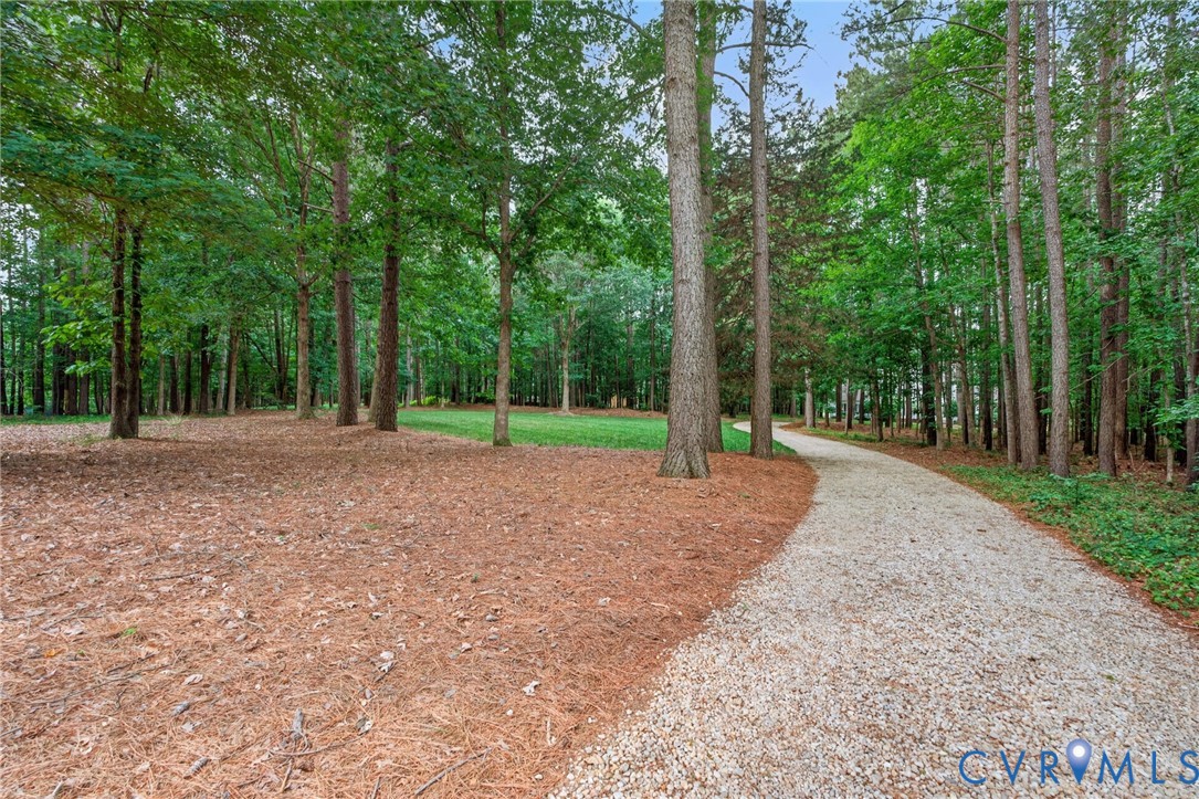 8201 Sidlaw Hills Ter