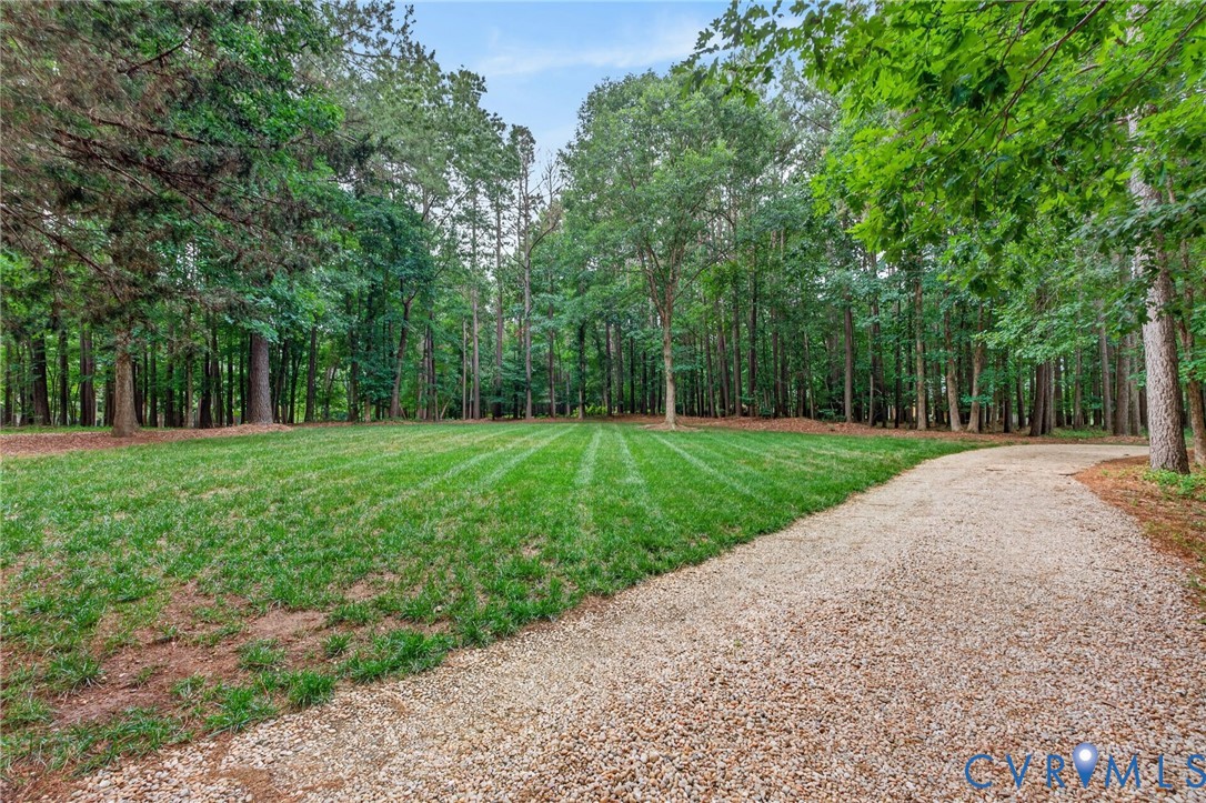 8201 Sidlaw Hills Ter