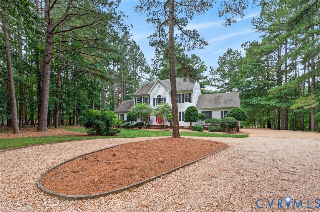 8201 Sidlaw Hills Ter