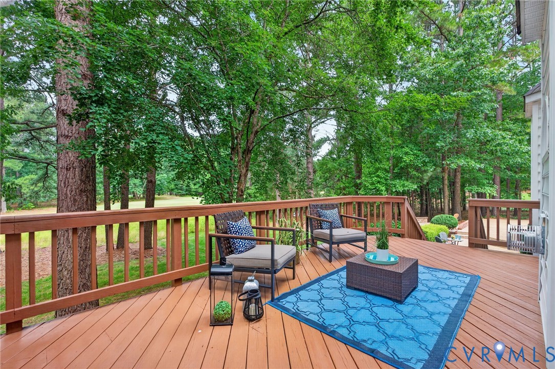 8201 Sidlaw Hills Ter
