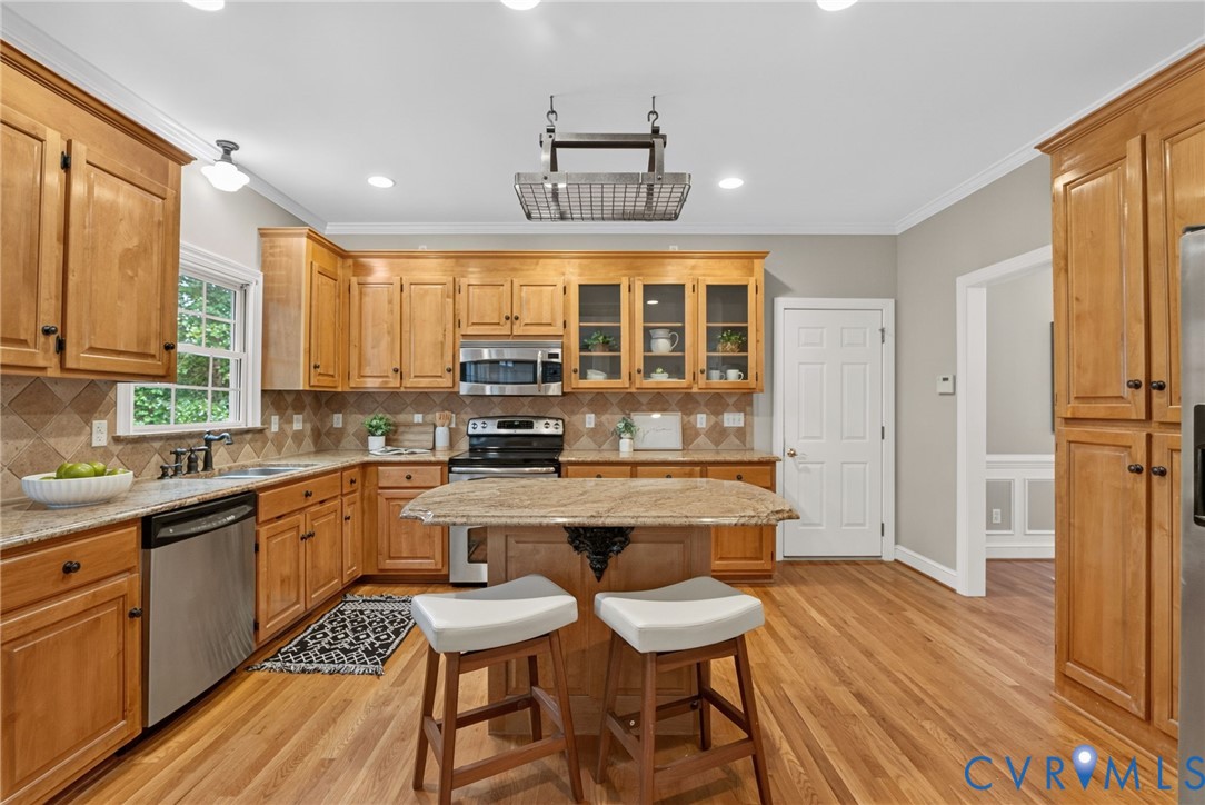 8201 Sidlaw Hills Ter