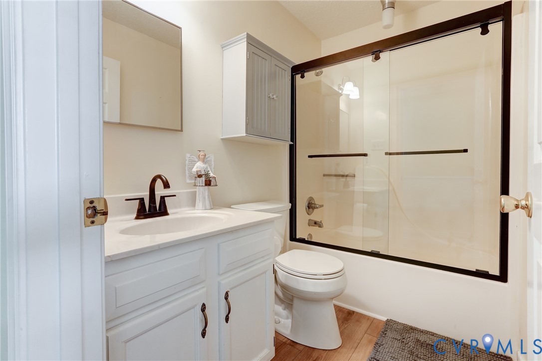 9505 Sara Beth Cir