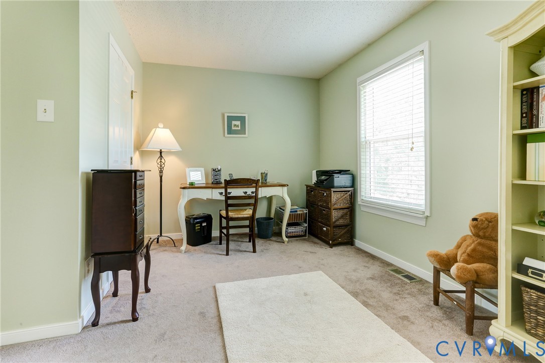 9505 Sara Beth Cir