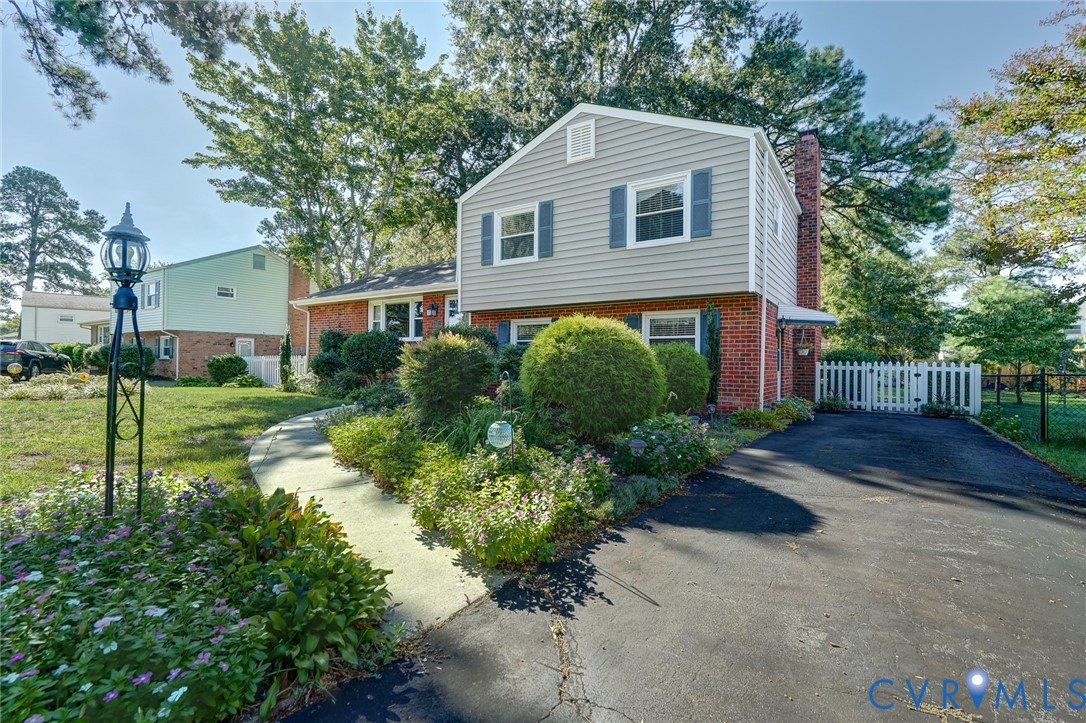 2705 Terry Dr