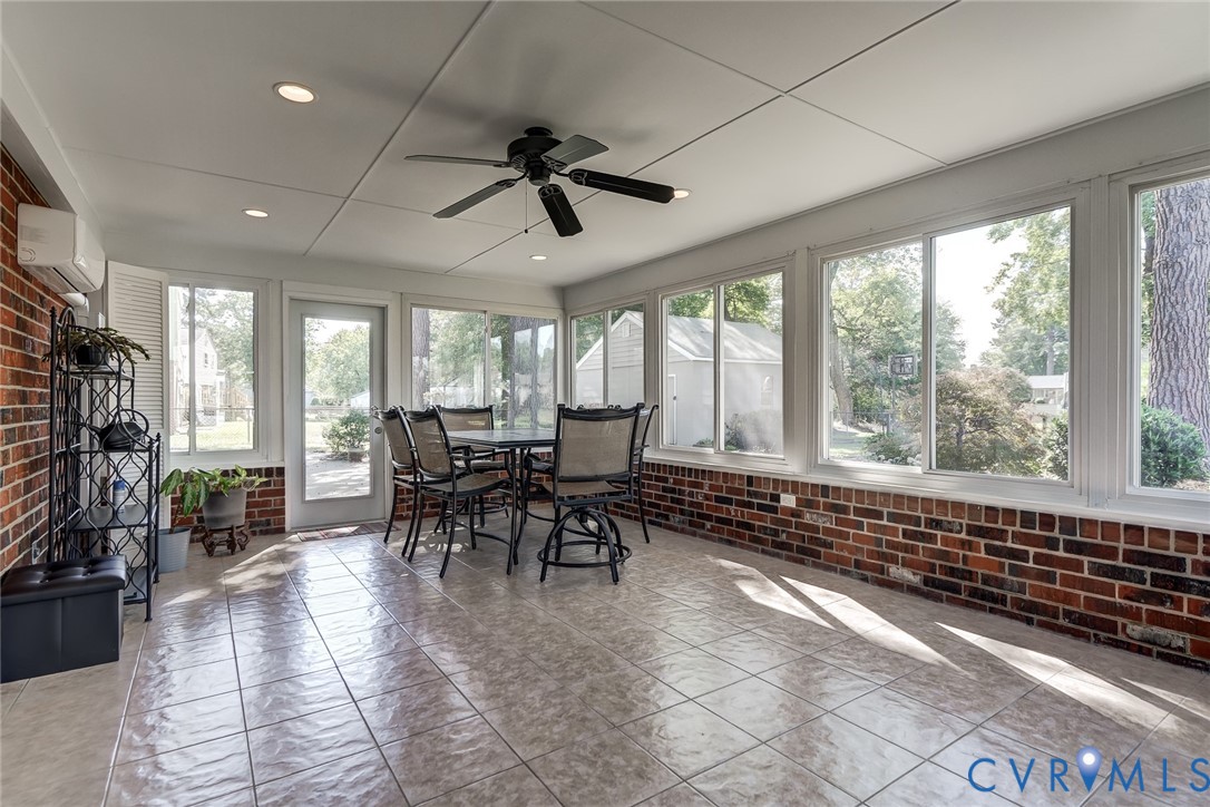 2705 Terry Dr