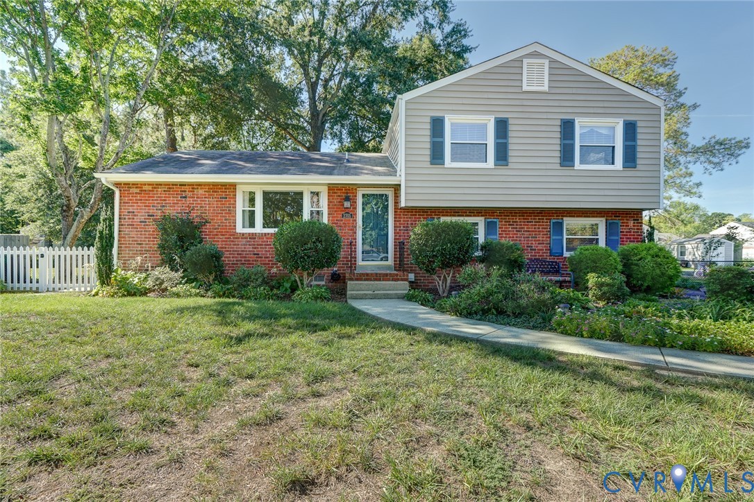 2705 Terry Dr
