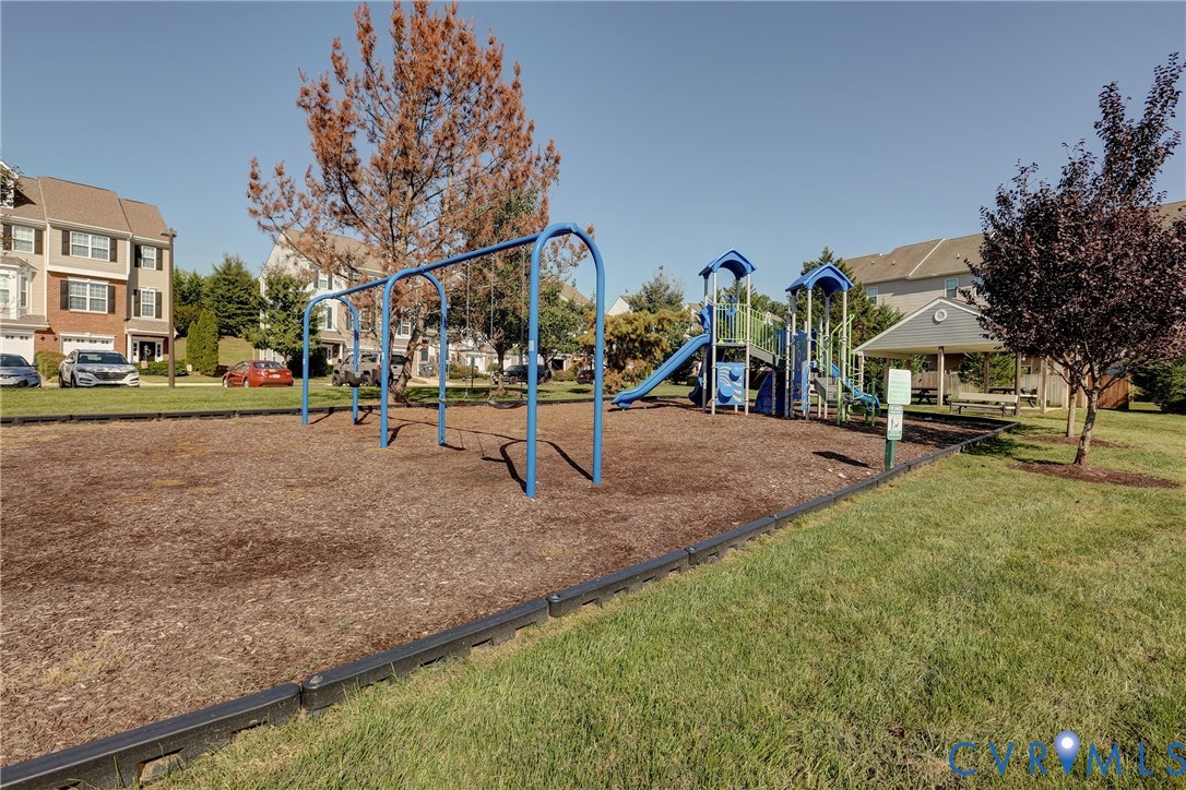 10303 Kestrel Dr