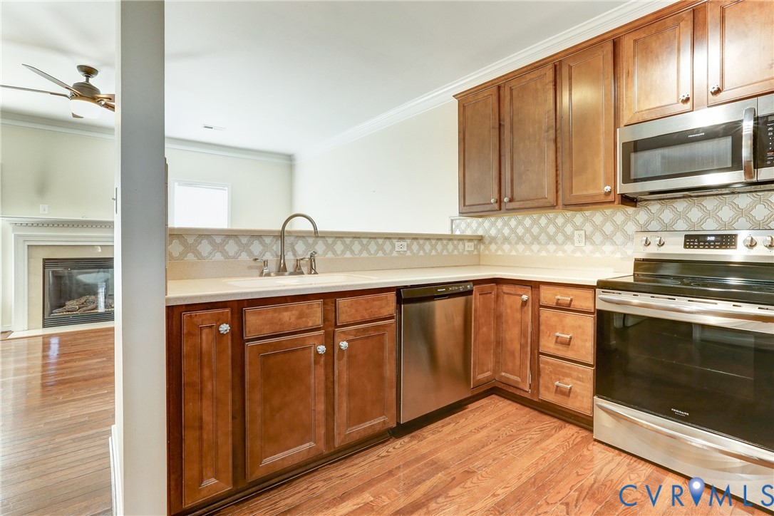 10303 Kestrel Dr