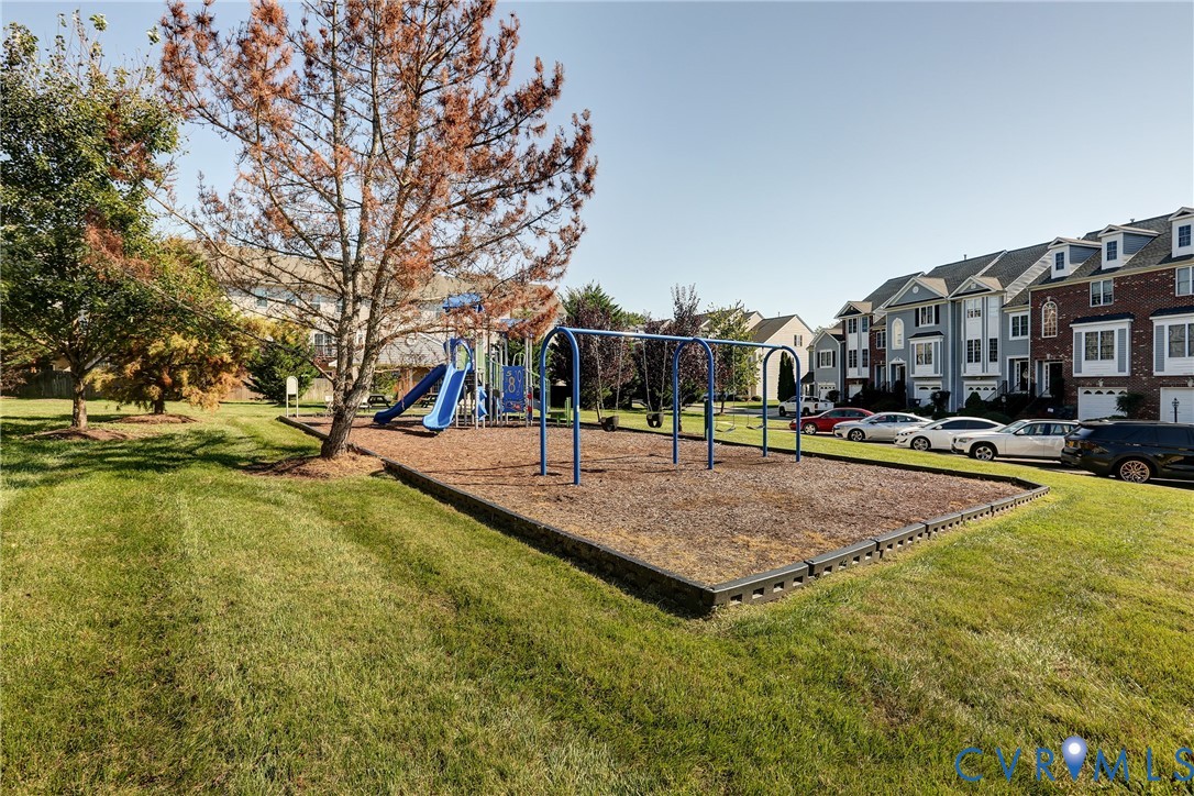 10303 Kestrel Dr