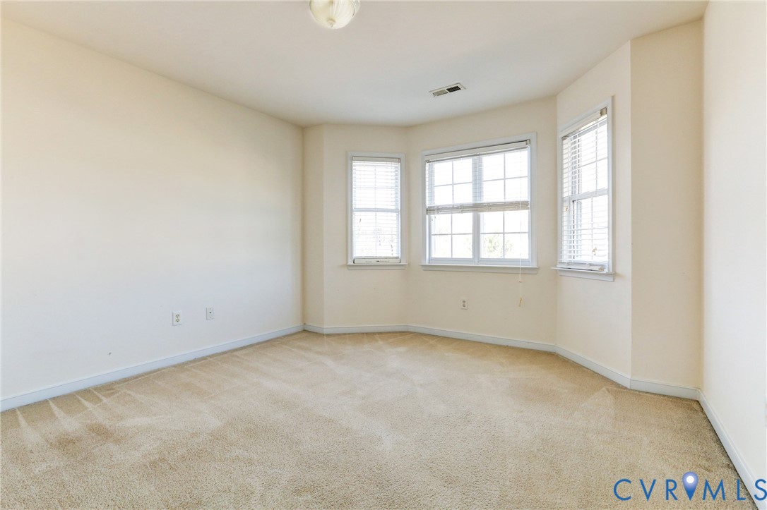 10303 Kestrel Dr