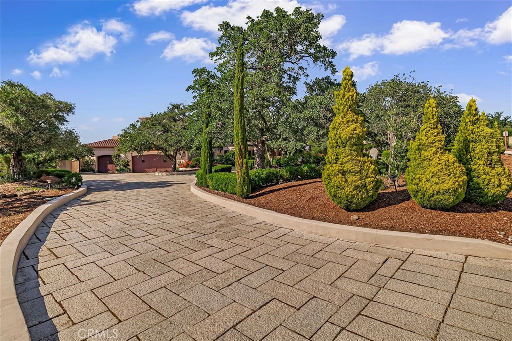 876 Whispering Winds Lane