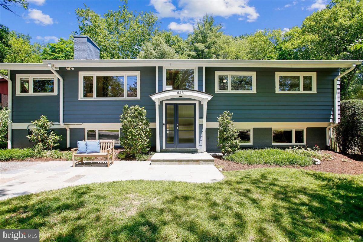6511 KENHOWE DRIVE