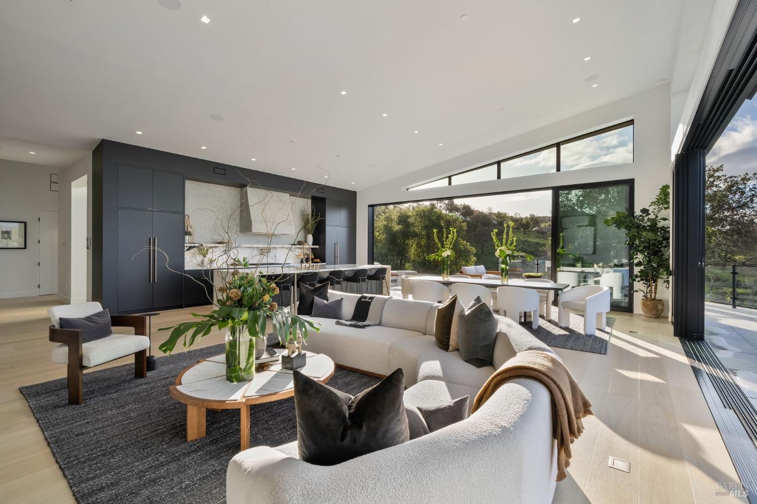 105 Canyon Drive