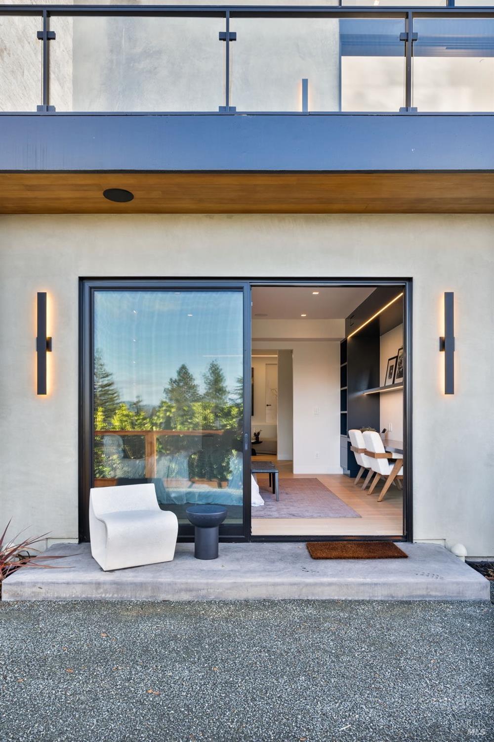 105 Canyon Drive
