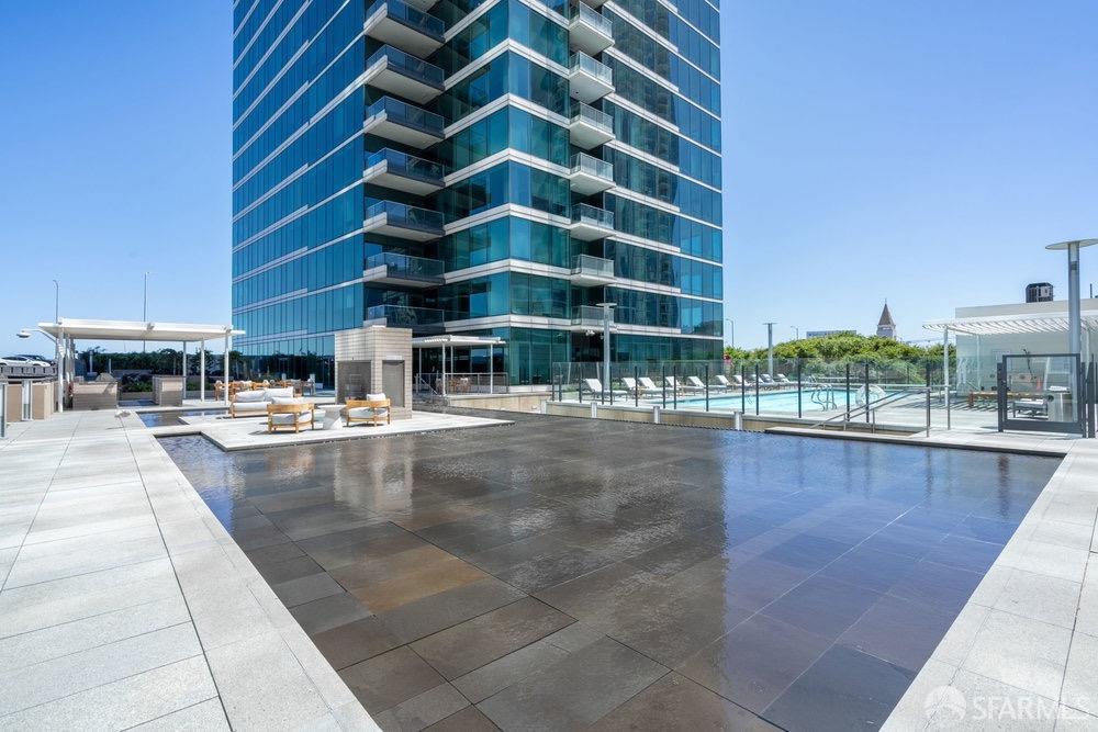 425 1st Street # 4208