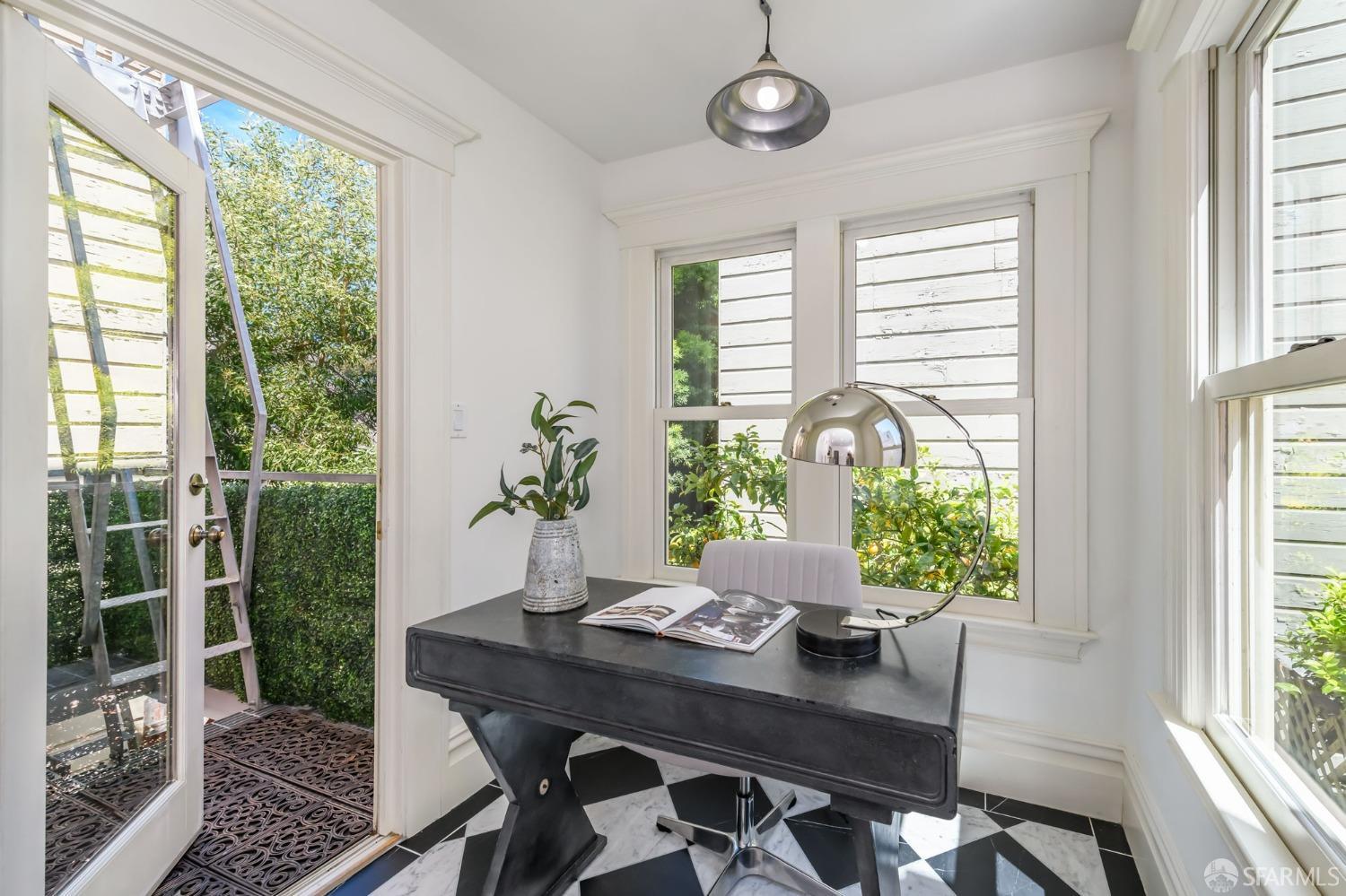 3165 Folsom Street