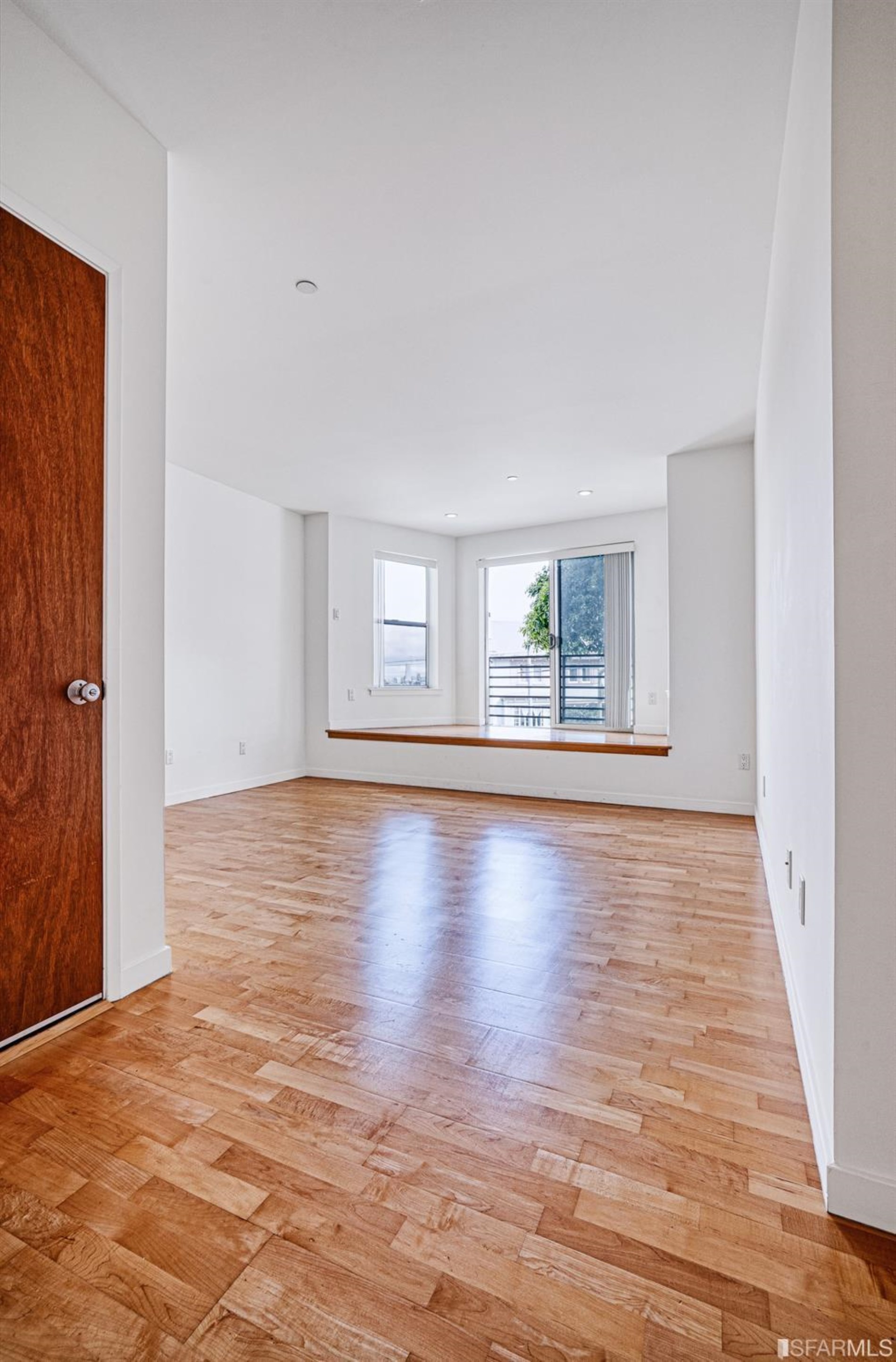 3264 Market Street