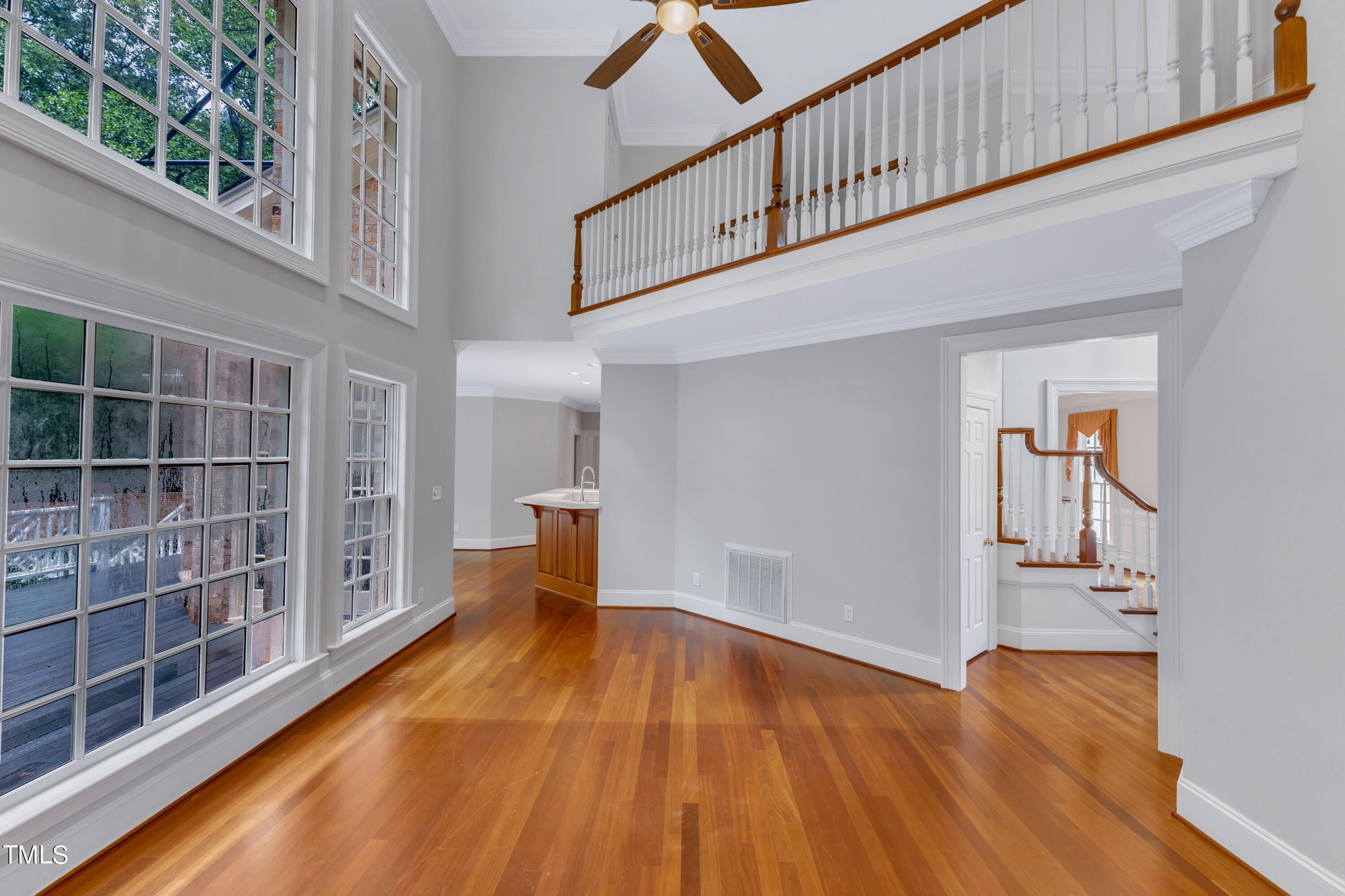 4901 Oakmoor Court