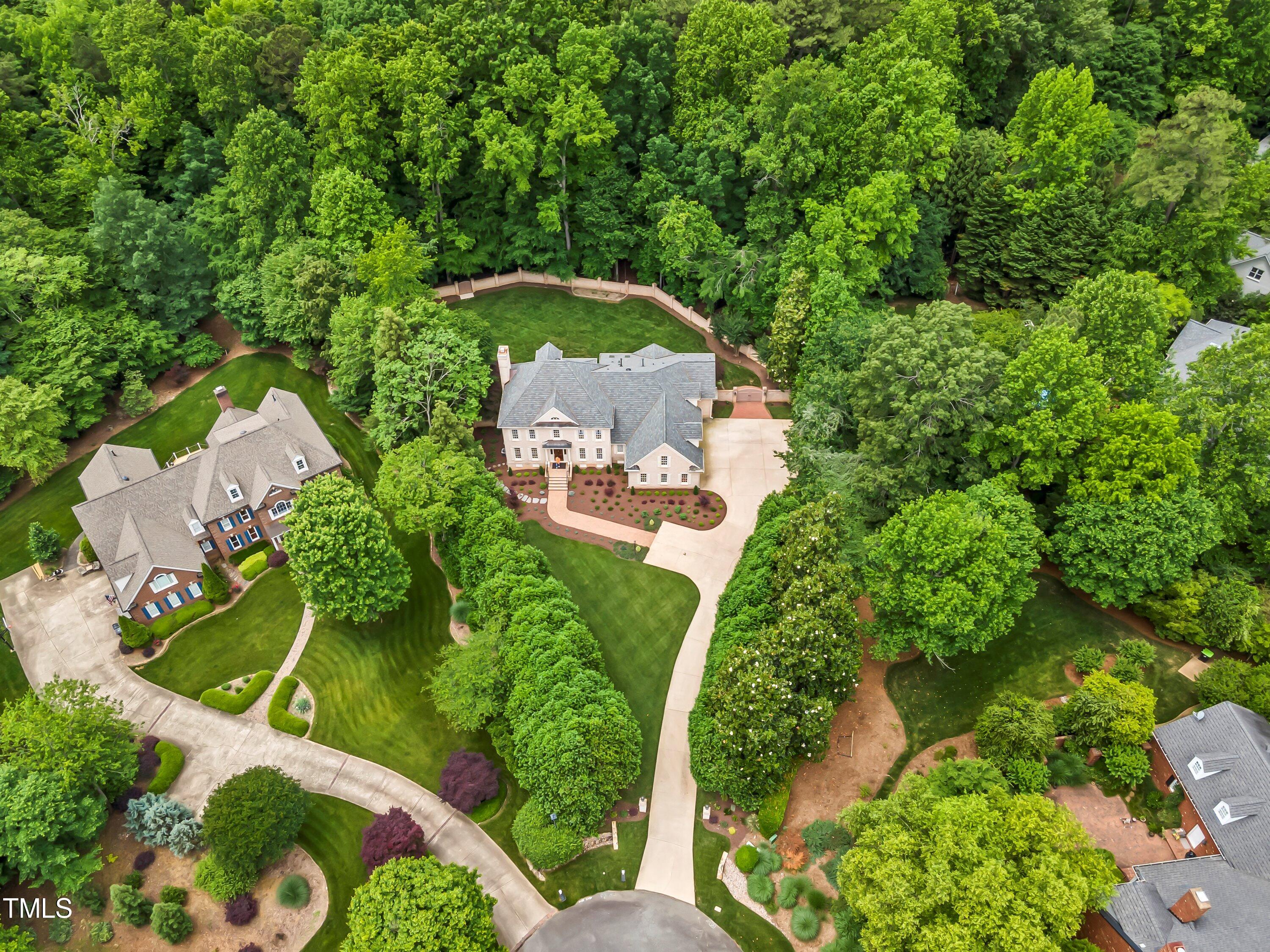 4901 Oakmoor Court