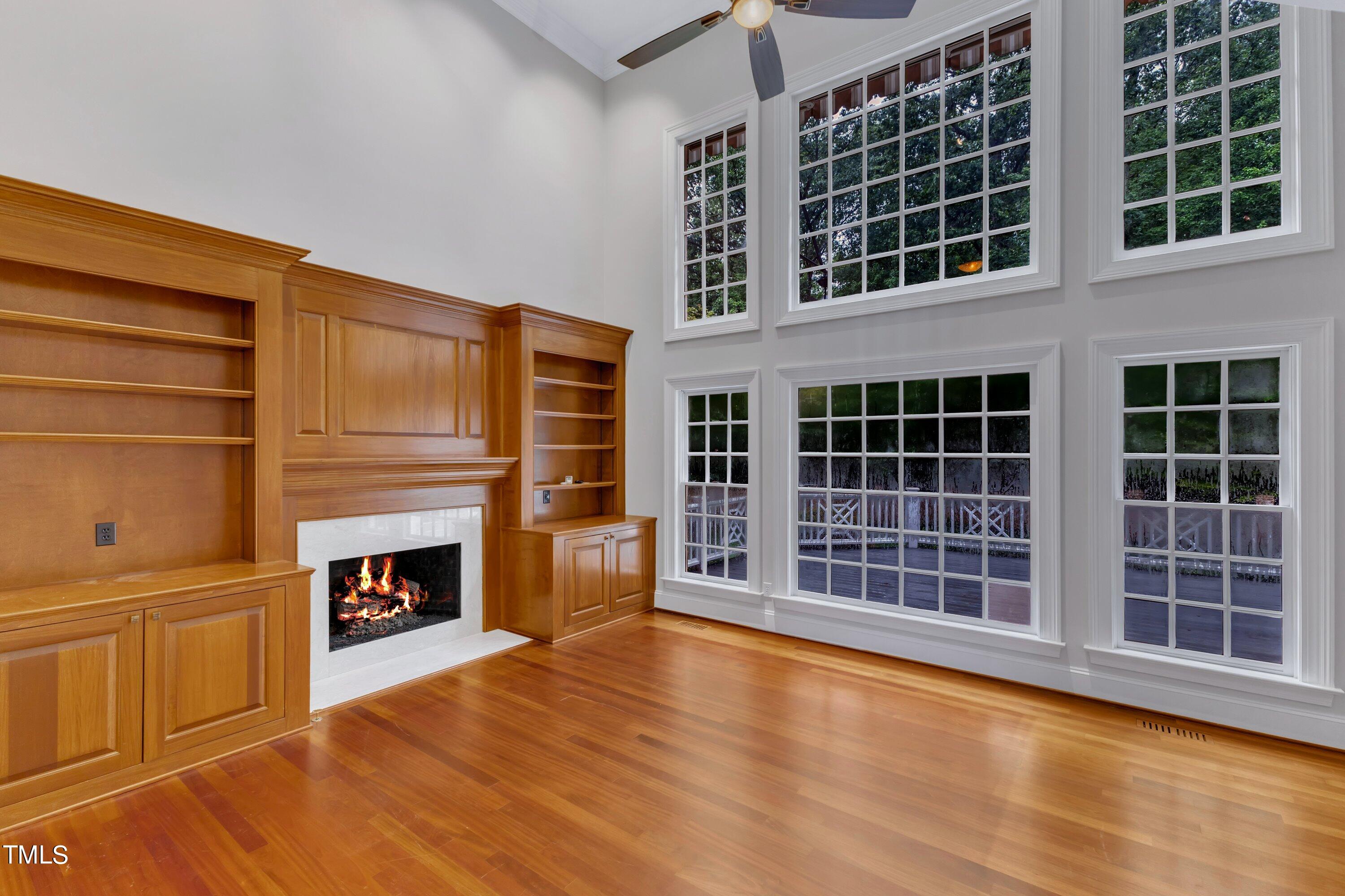 4901 Oakmoor Court
