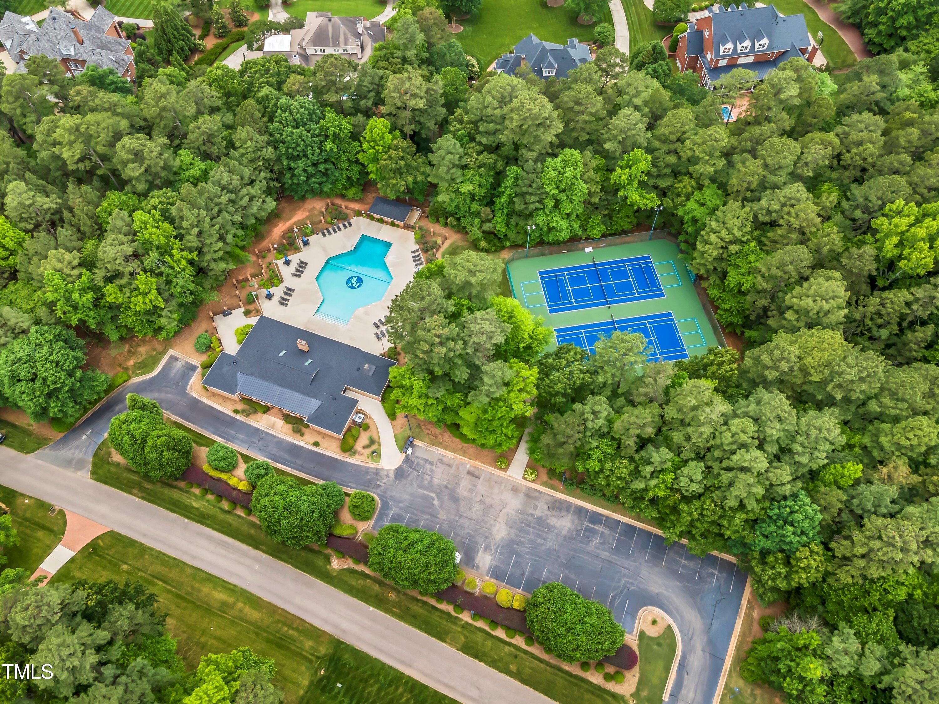 4901 Oakmoor Court